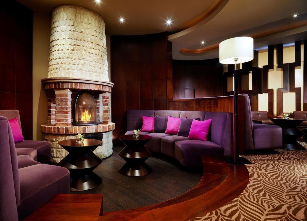 Sheraton Poznan Hotel Bagian luar foto The lounge at the hotel